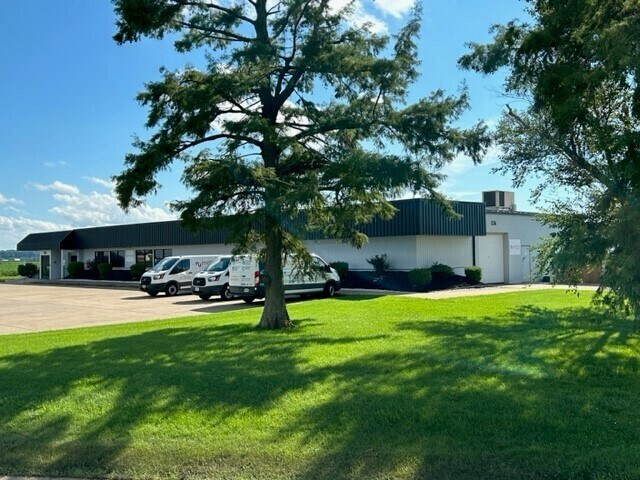 More Photos Of 126 Airport Rd, Cape Girardeau Office For Sale