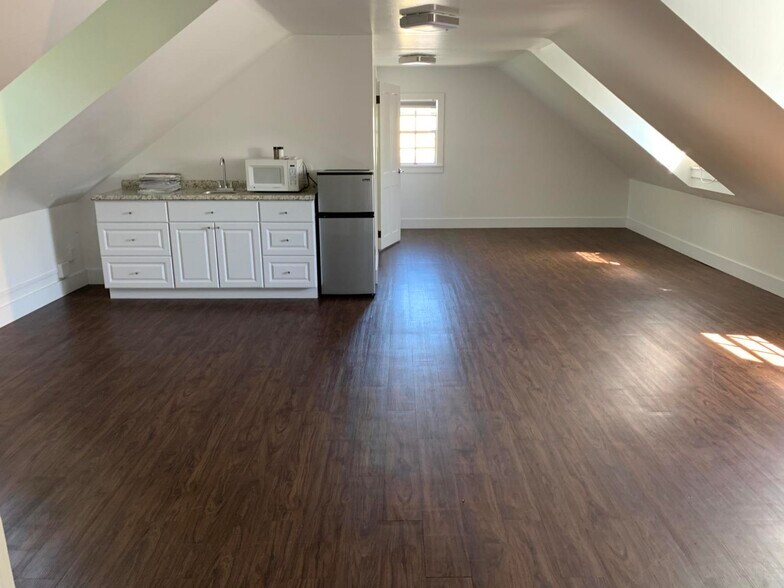 More Photos Of 408 Greene St, Key West Freestanding For Lease