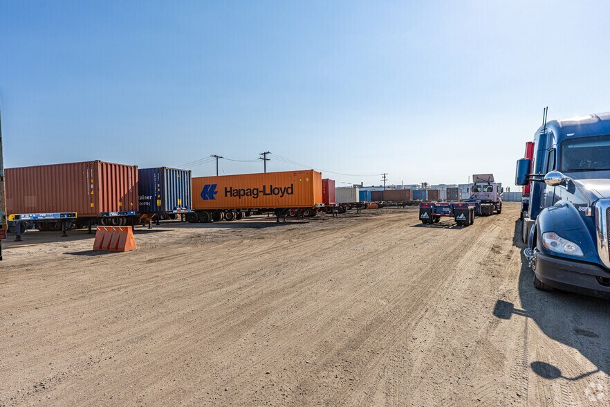 More Photos Of 1660 E 32nd St, Long Beach Land For Lease