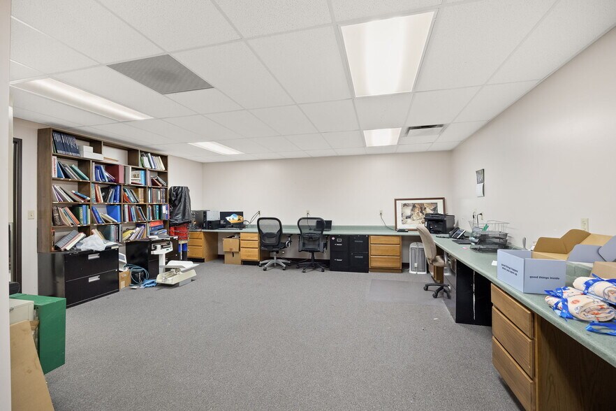 More Photos Of 20994 State Route K, Saint Joseph Office For Lease