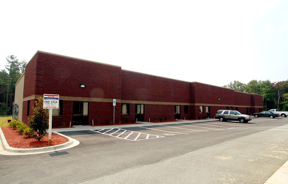More Photos Of 1070 Van Buren Ave, Indian Trail Light Manufacturing For Sale