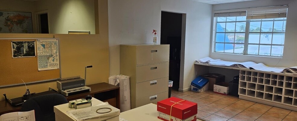 More Photos Of 7345 SW 41st St, Miami Warehouse For Sale