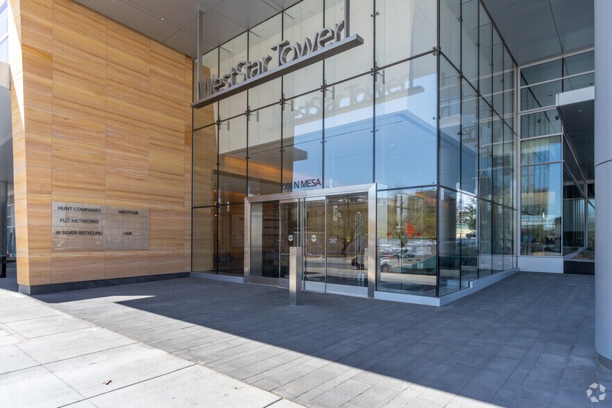 More Photos Of 601 N Mesa St, El Paso Office For Sale