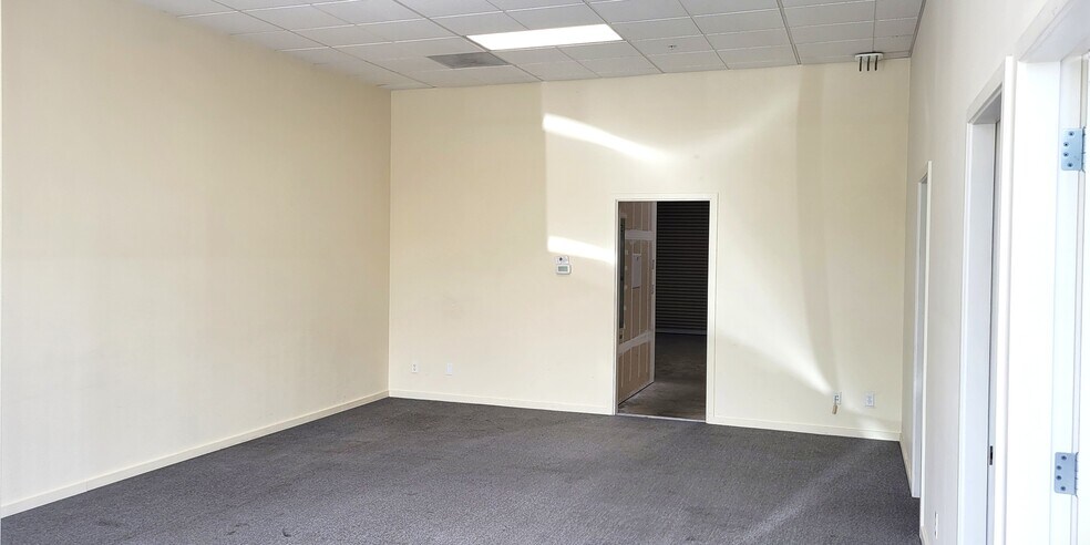 More Photos Of 5420 State Farm Dr, Rohnert Park Light Manufacturing For Lease