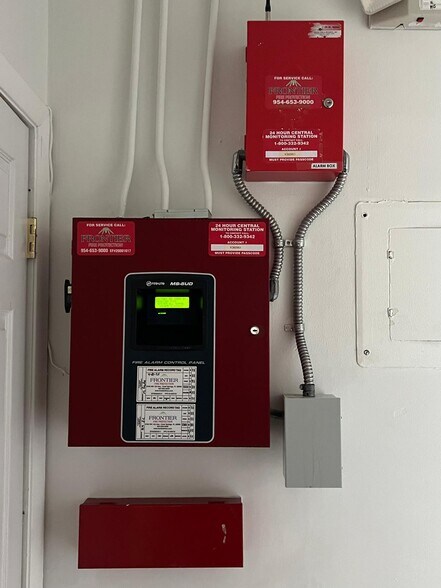 More Photos Of 545 Ne 23rd St, Wilton Manors Rehabilitation Center For Lease