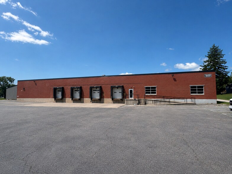 Primary Photo Of 1600 Canal Rd, Lafayette Flex For Lease