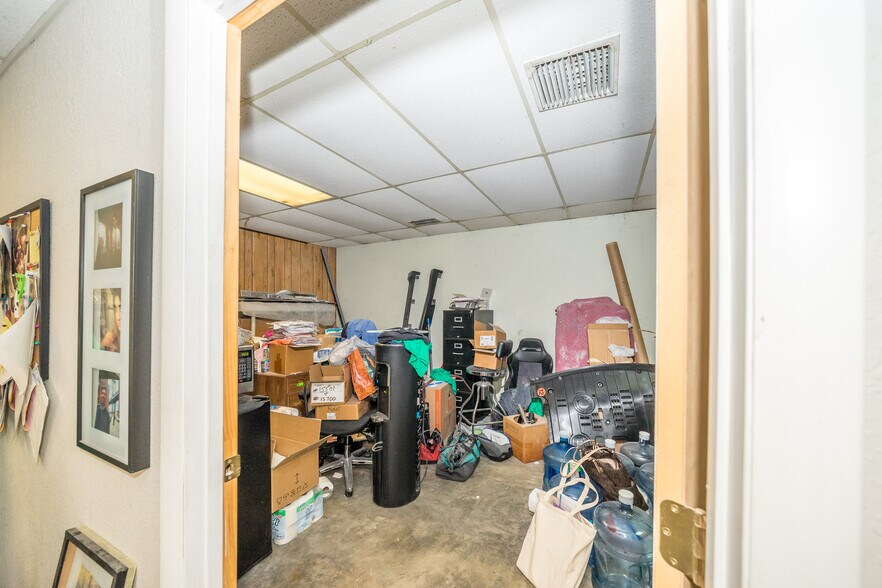 More Photos Of 1018 Orange St, Titusville Warehouse For Sale