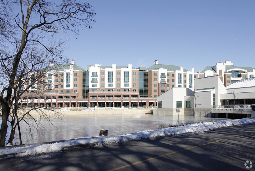 More Photos Of 350 W Schaumburg Rd, Schaumburg Assisted Living For Sale