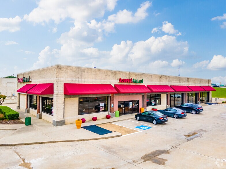 More Photos Of 2420 S Stemmons Fwy, Lewisville Unknown For Lease