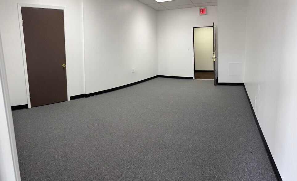More Photos Of 131 Main St, Hackensack Office Residential For Lease