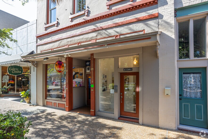 More Photos Of 308 Centre St, Fernandina Beach Storefront Retail Office For Lease