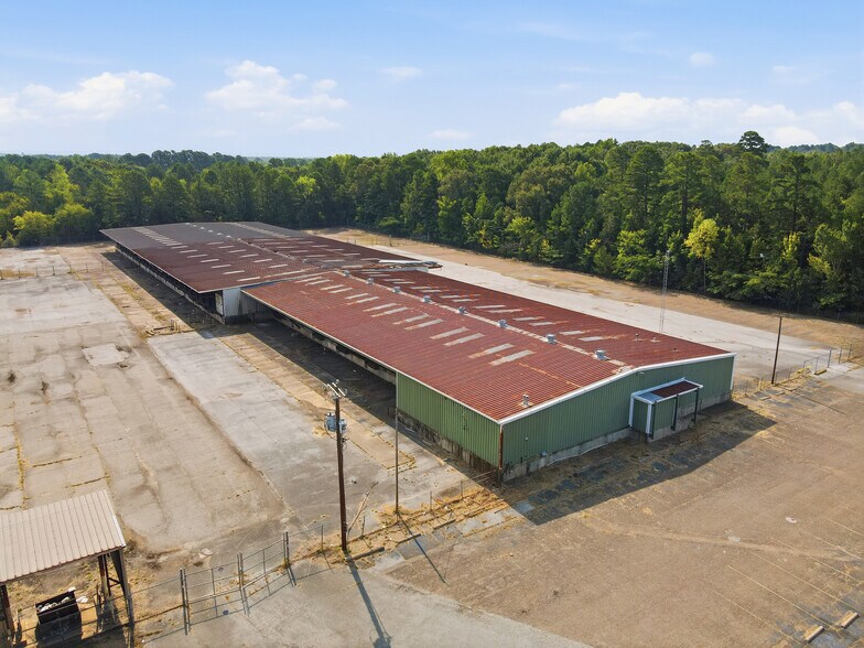 More Photos Of 3611 Mineola Hwy, Tyler Truck Terminal For Sale