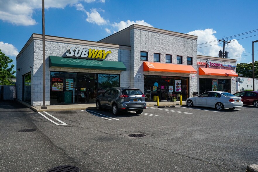 Primary Photo Of 987-989 Atlantic Ave, Baldwin Storefront For Sale