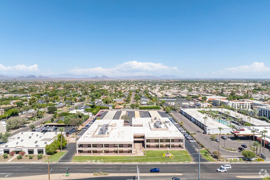 More Photos Of 5111 N Scottsdale Rd, Scottsdale Medical For Lease