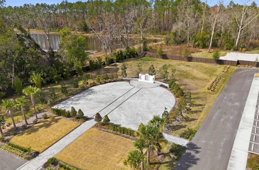 More Photos Of 13535 W Beaver St, Jacksonville Lodge Meeting Hall For Sale