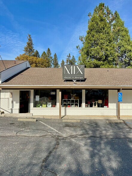 More Photos Of 104-114 Argall Way, Nevada City General Retail For Sale