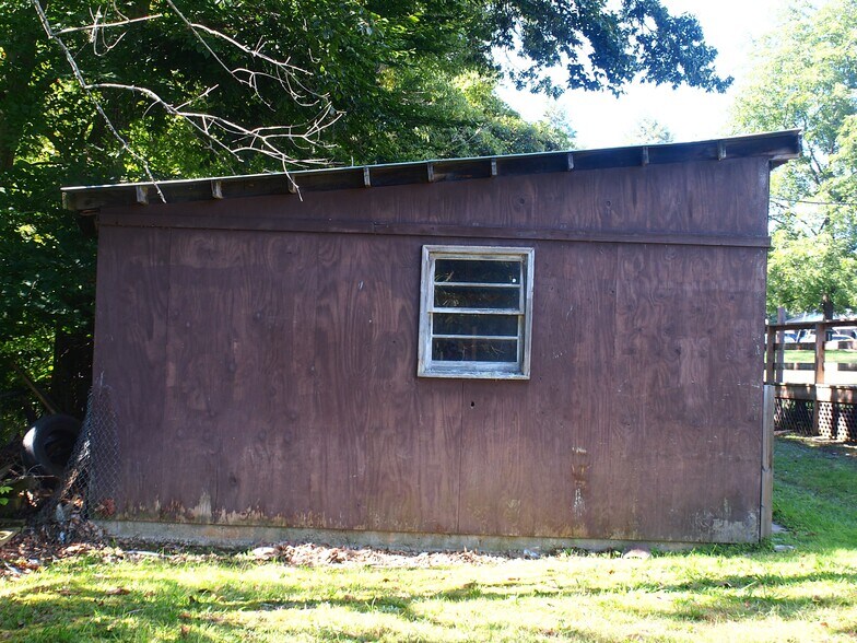 More Photos Of 1521 Sulphur Springs Rd, Waynesville Office For Sale