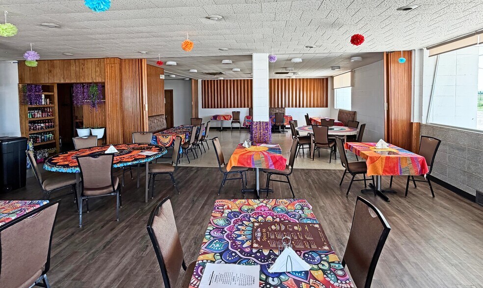 More Photos Of 1202 Castle Rock St, Quinter Hotel For Sale