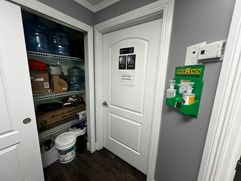 More Photos Of 13500 SW 88th St, Miami Medical For Sale