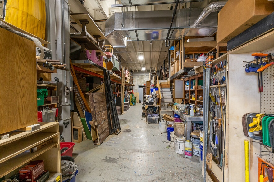 More Photos Of 2169 10th St, Sarasota Warehouse For Sale