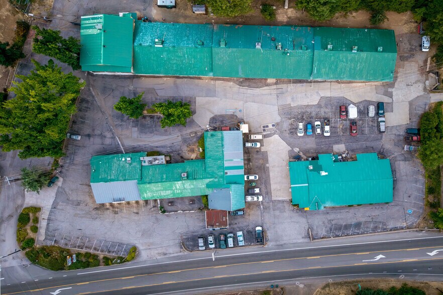 More Photos Of 13451 Colfax hwy, Grass Valley General Retail For Sale