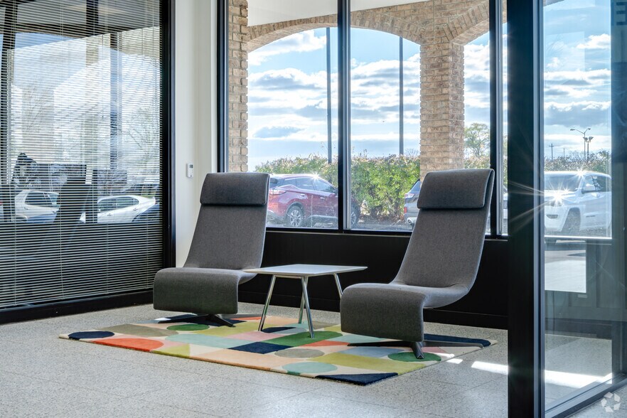 More Photos Of 30800 Van Dyke Ave, Warren Office For Lease