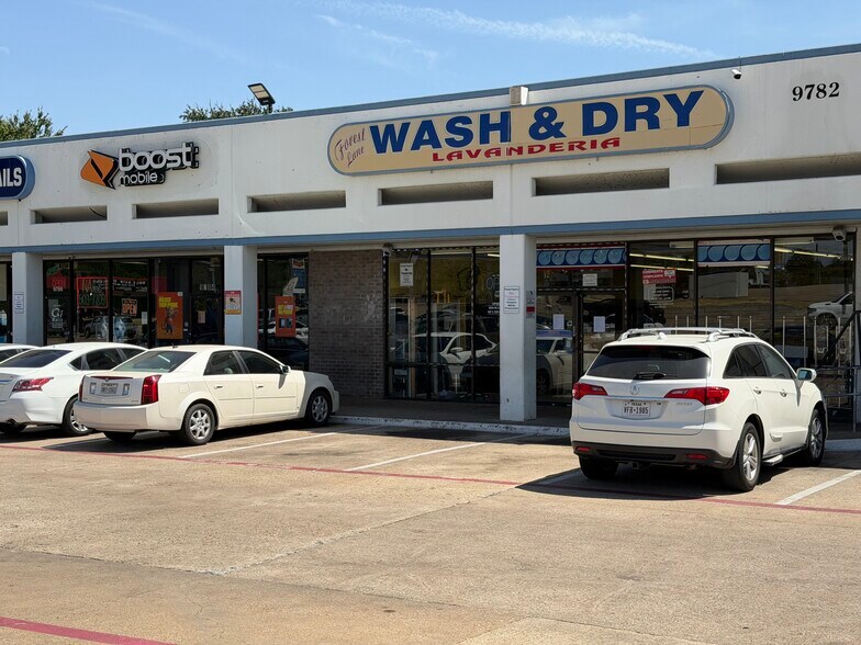 More Photos Of 9770-9798 Forest Ln, Dallas General Retail For Lease