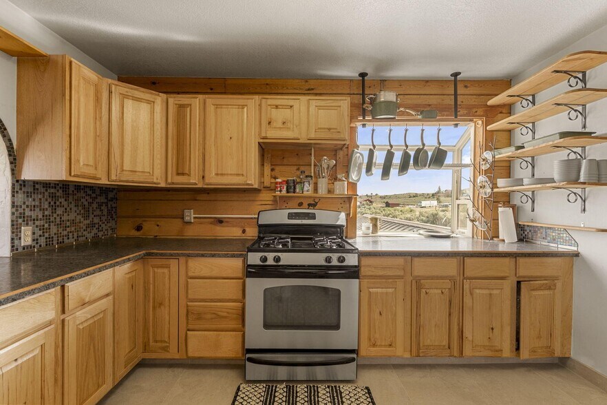 More Photos Of 244 S Main St, Hatch General Retail For Sale