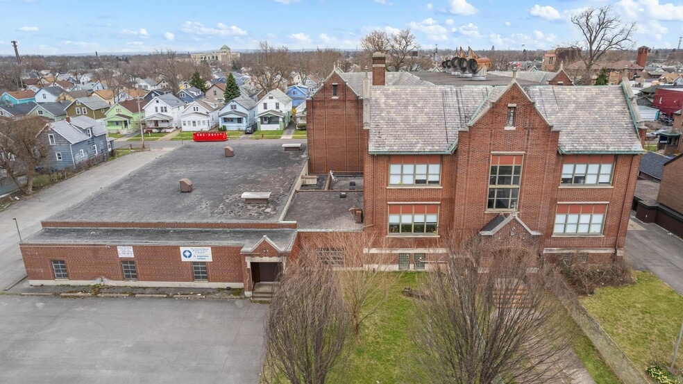 Primary Photo Of 21 Davidson Ave, Buffalo Schools For Sale