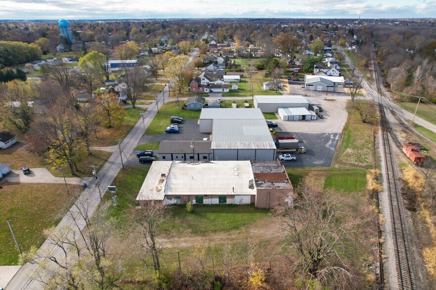 More Photos Of 1020 N 5th St, Fremont Light Manufacturing For Sale