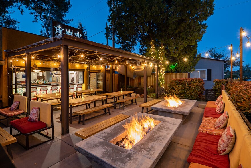 More Photos Of 102 E Pima St, Cottonwood Restaurant For Sale