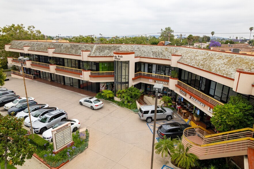 More Photos Of 8950 W Olympic Blvd, Beverly Hills Storefront Retail Office For Sale