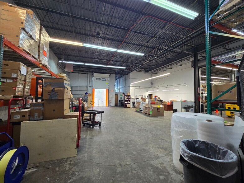 More Photos Of 363 Market St, Kenilworth Warehouse For Lease