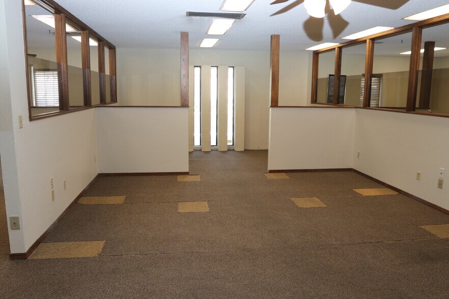 More Photos Of 428 E Southern Ave, Tempe Office For Sale