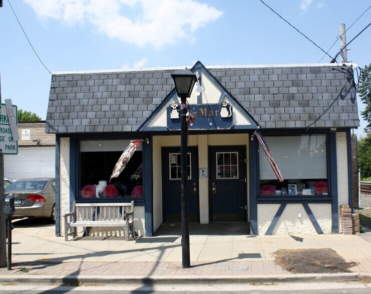 Primary Photo Of 1 Covert Ave, Floral Park Storefront For Sale