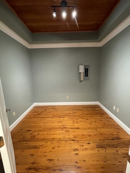 More Photos Of 711-751 Business Park Blvd, Winter Garden Warehouse For Lease