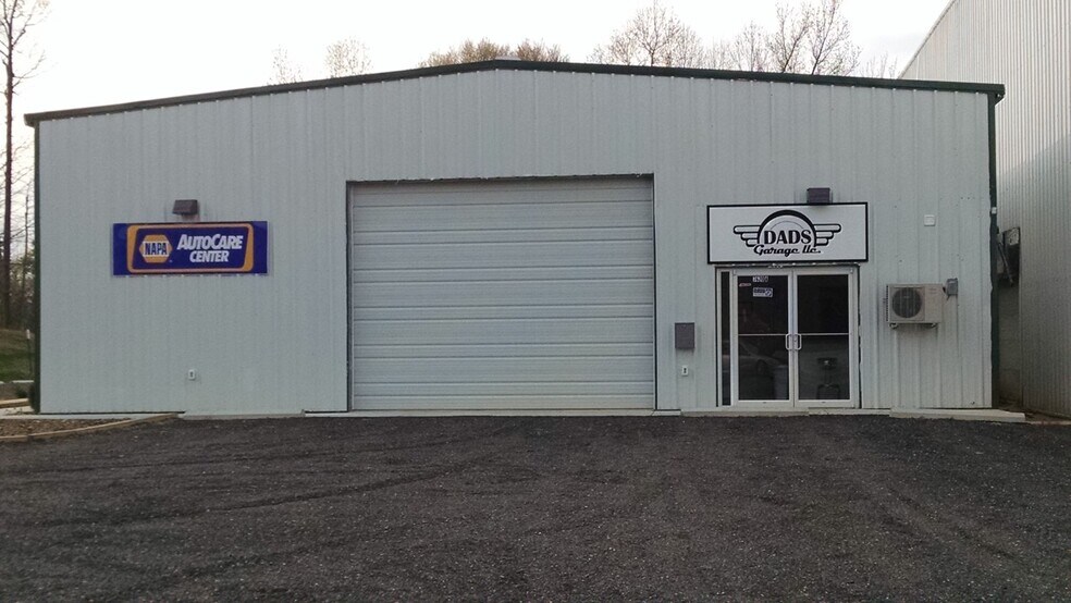 More Photos Of 7620 Investment Ct, Owings Flex For Lease