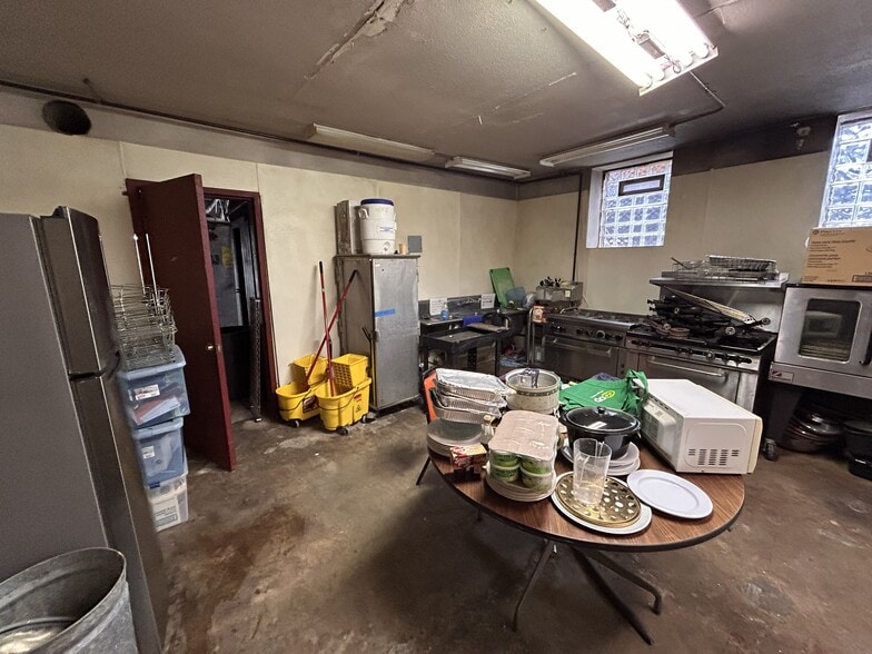 More Photos Of 1001 Penn Ave N, Minneapolis Religious Facility For Sale