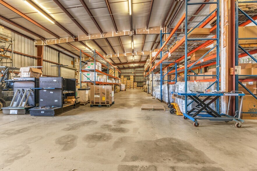 More Photos Of 18230 Paulson Dr, Port Charlotte Warehouse For Sale