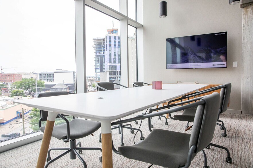 More Photos Of 800 19th Ave South, Nashville Coworking Space