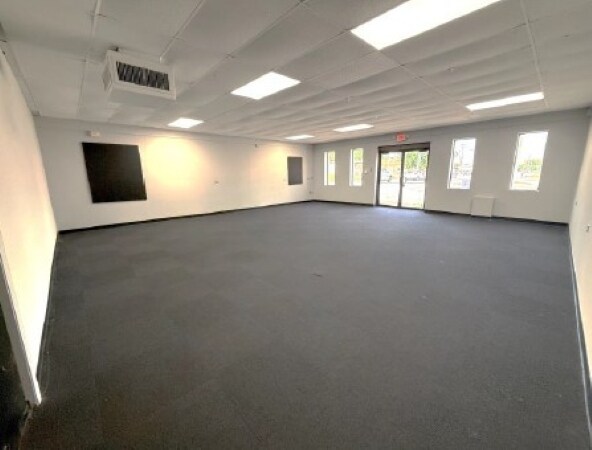 More Photos Of 533-535 W Frederick St, Gaffney Freestanding For Lease