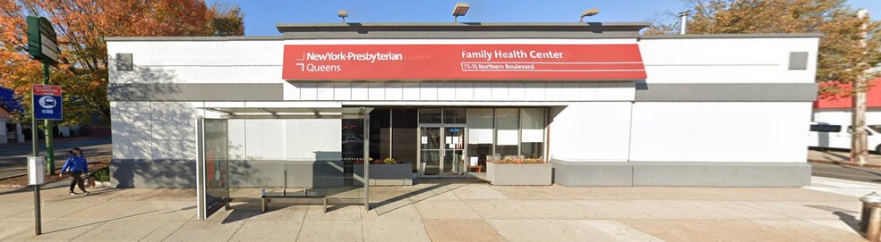 Primary Photo Of 7315 Northern Blvd, Jackson Heights Office For Lease
