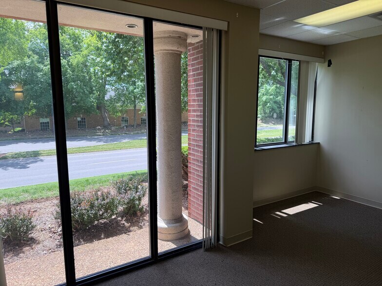 More Photos Of 5400 Maryland Way, Brentwood Office For Lease