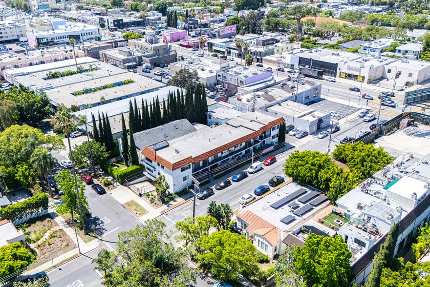 More Photos Of 7050 Waring Ave, Los Angeles Multifamily For Sale