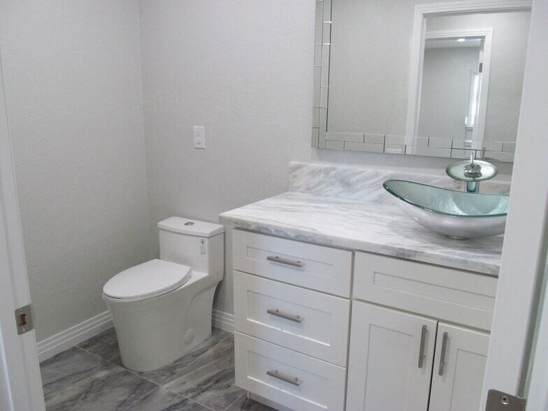 More Photos Of 612 S Jones Blvd, Las Vegas Office Residential For Sale