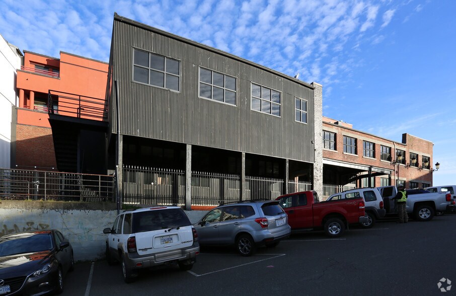 More Photos Of 1630 Store St, Victoria Freestanding For Sale