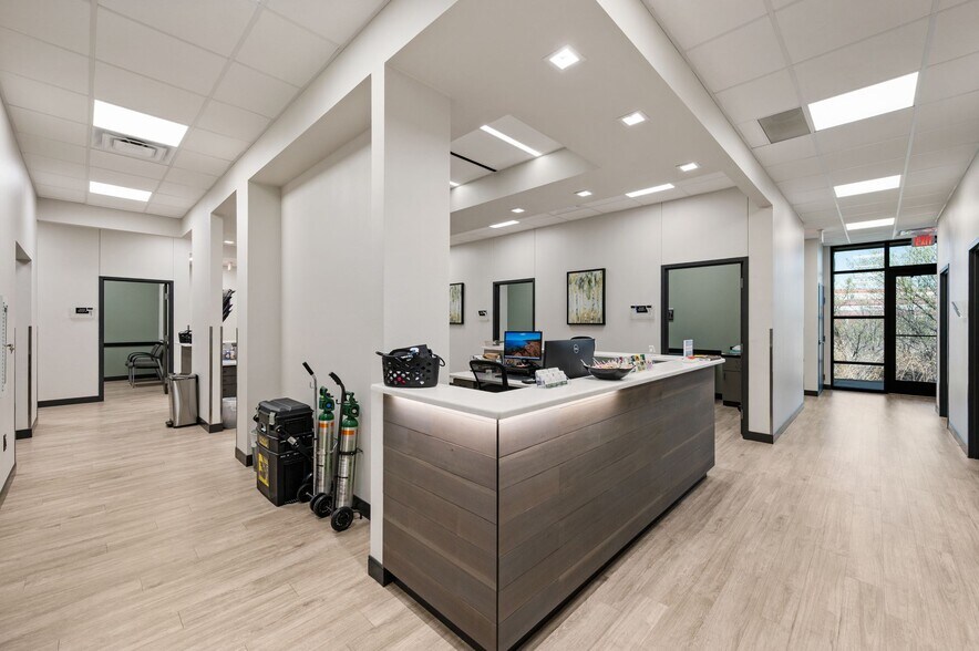 More Photos Of 3349 Golden Triangle Blvd, Fort Worth Medical For Lease