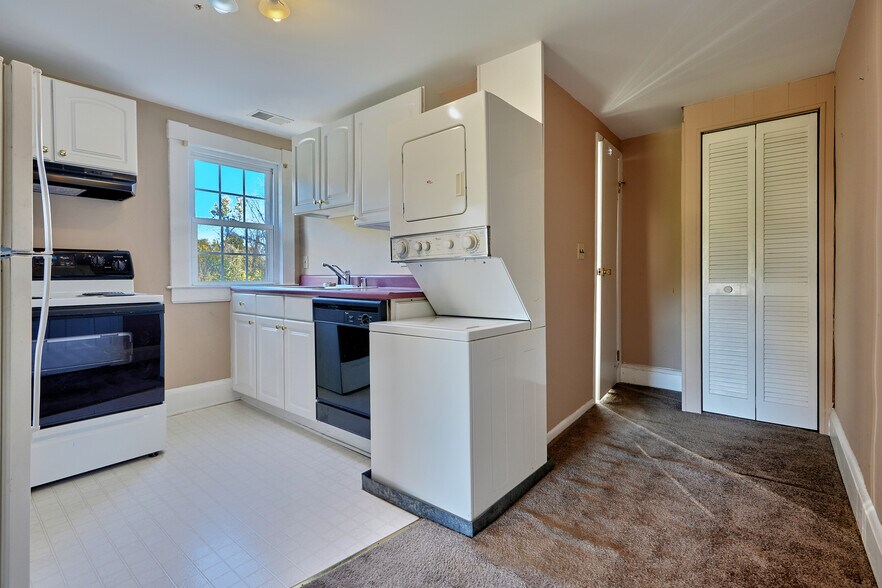 More Photos Of 508 Fairmount Ave, Towson Specialty For Sale