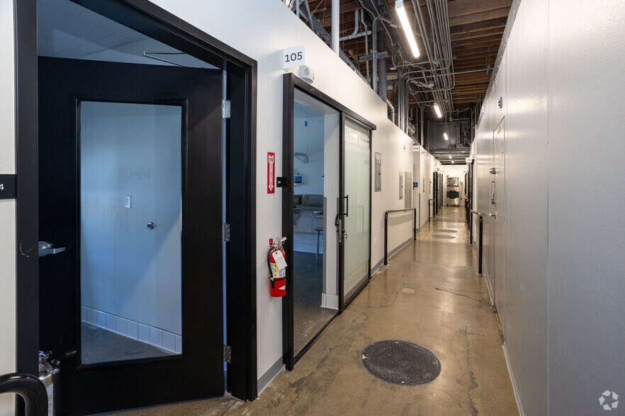 More Photos Of 1411 W Sunset Blvd, Los Angeles Loft Creative Space For Lease