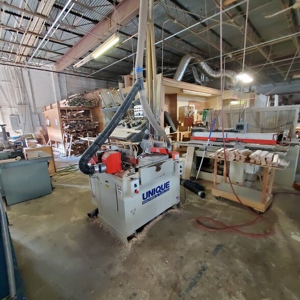 More Photos Of 4431 NE 6th Ave, Oakland Park Manufacturing For Sale